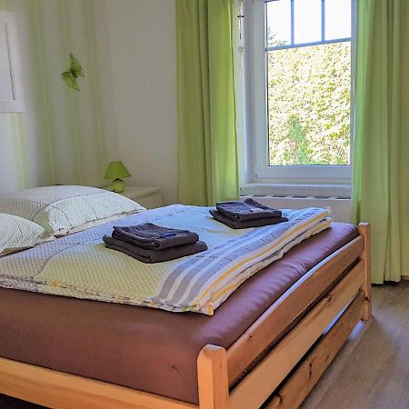 Ferienwohnung Im Roten Haus Stahlbrode ภายนอก รูปภาพ