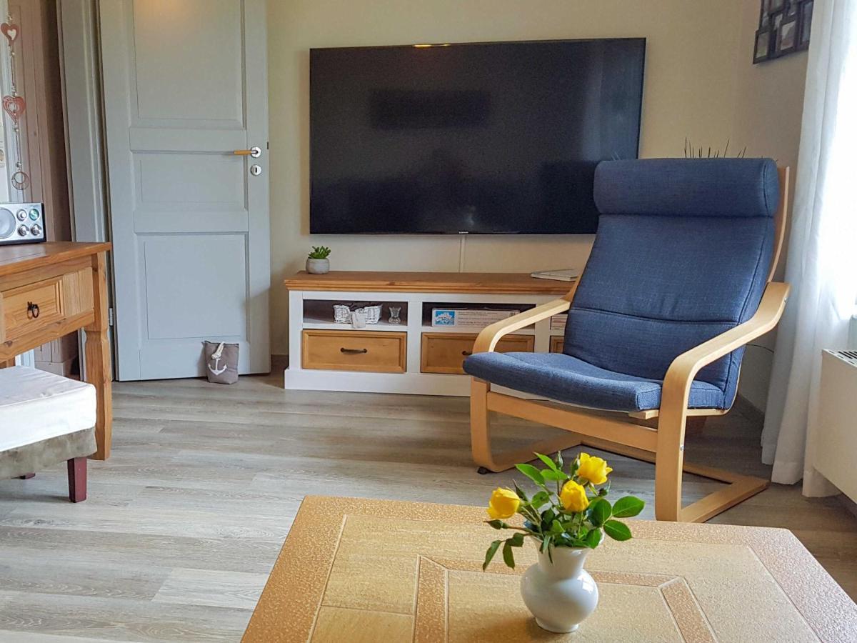 Ferienwohnung Im Roten Haus Stahlbrode ภายนอก รูปภาพ